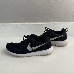 Nike Roshe One